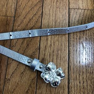 Lilly Pulitzer Accessories - Lilly Pulitzer silver flower belt Lilly Pulitzer Accessories - Lilly Pulitzer silver flower belt